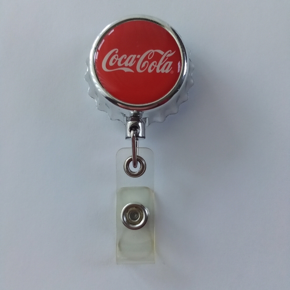 Coca Cola Accessories - Coca Cola Clip On Retractable Badge Holder / ID Holder Soda Coke Bottle Cap Clip